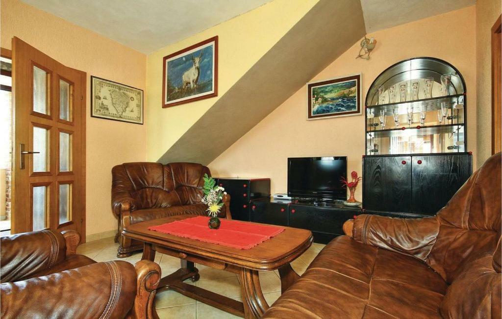 Mugeba 3 Bedroom