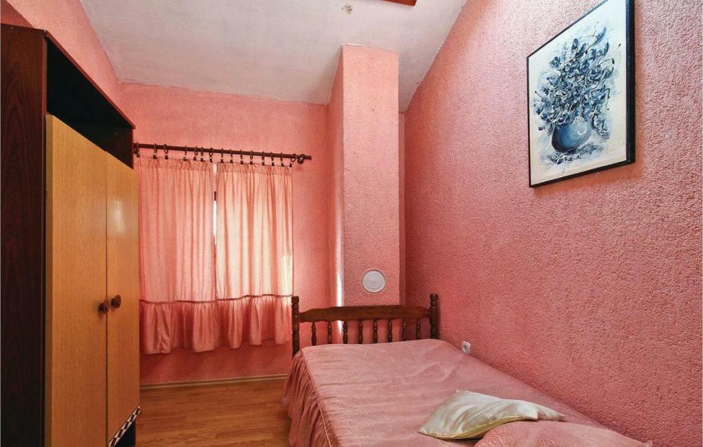 Mugeba 3 Bedroom Apartment Porec